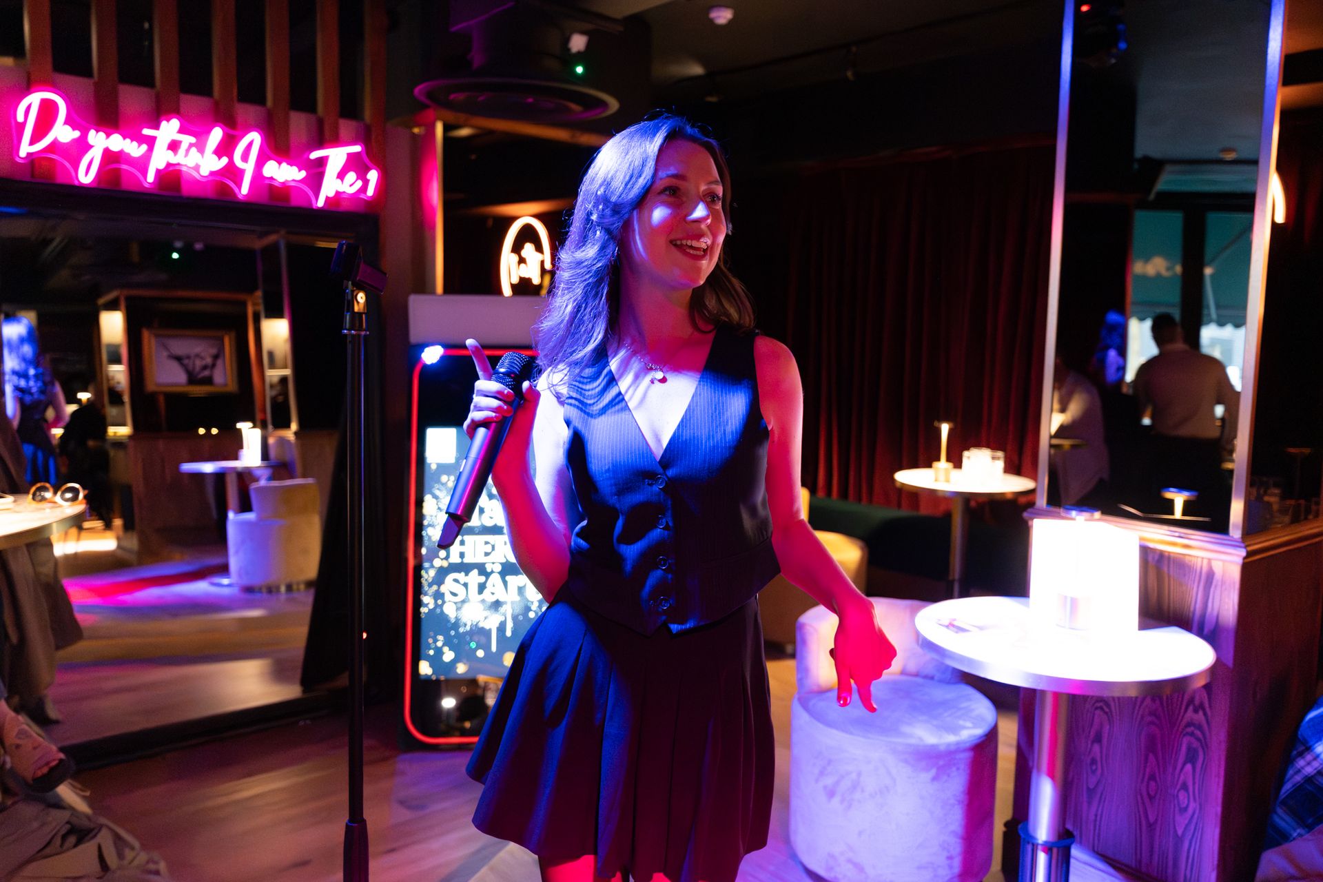 6 Benefits of Bar Location in London for Professionals